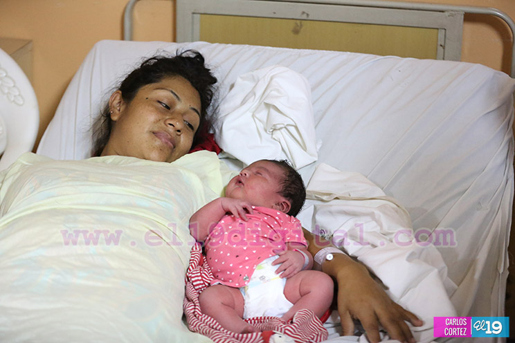 Primeros nacimientos del 2017 en el Hospital Bertha Calderón fueron niñas