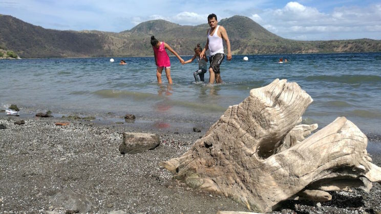 Familias nicaragüenses despiden las vacaciones en los diferentes balnearios del país