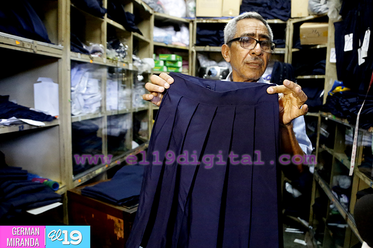 Buen ritmo de ventas de artículos escolares en el Huembes