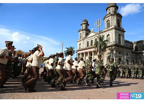 Ejército preparado para celebrar su 34 Aniversario