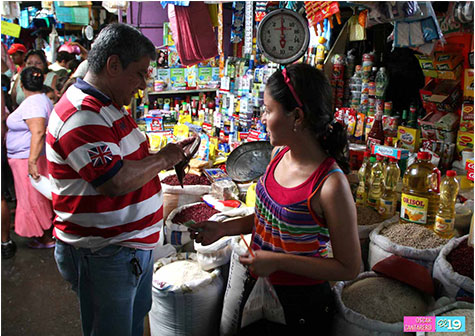 Feria de la economía familiar, todo un éxito en Mateare