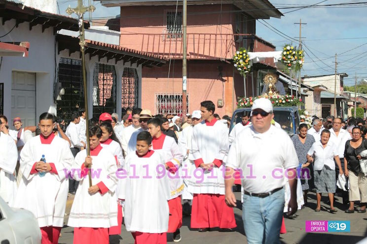 Jinotepinos festejan solemnidad de Jesús Sacramentado