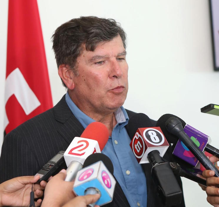 Llega a Nicaragua embajador de Emiratos Árabes para toma de posesión de Daniel y Rosario