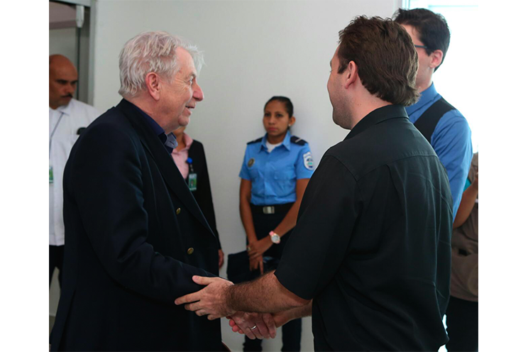 Parlamentario alemán: "Estoy muy contento de que Daniel Ortega se renueva presidente"