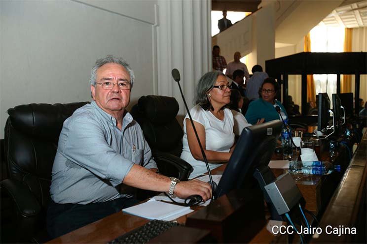 Doctor Gustavo Porras electo Presidente de la Junta Directiva de la Asamblea Nacional