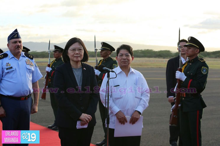 Presidenta de la República de China (Taiwán) arriba a Nicaragua para investidura presidencial