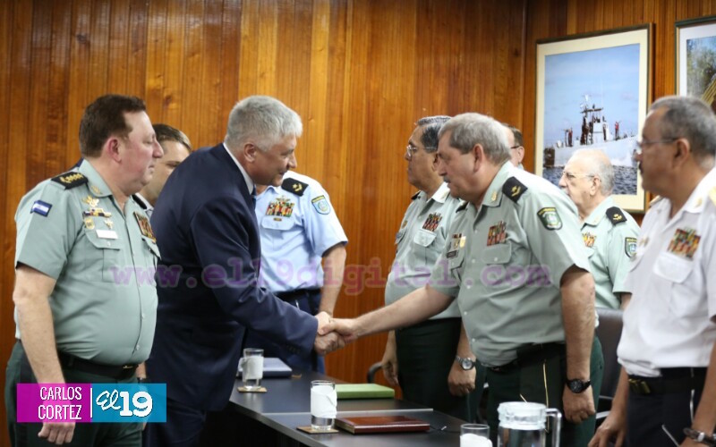 Ministro del Interior de Rusia sostuvo encuentro con comandancia del Ejército de Nicaragua