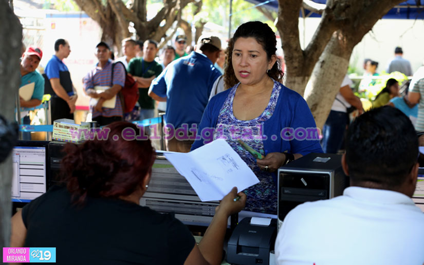 Conductores adquieren Stickers de Rodamiento 2017