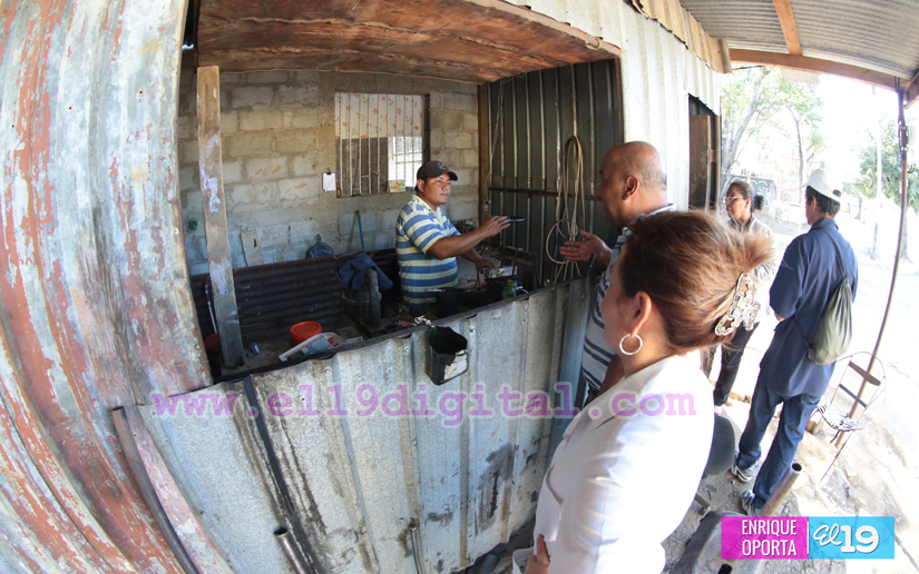 Brigadistas de Salud llevan mensaje de prevención de enfermedades a pobladores del barrio Cuba