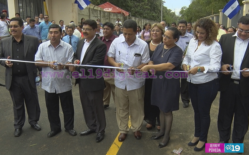 Celebran inauguración de la Avenida Martín Lutero