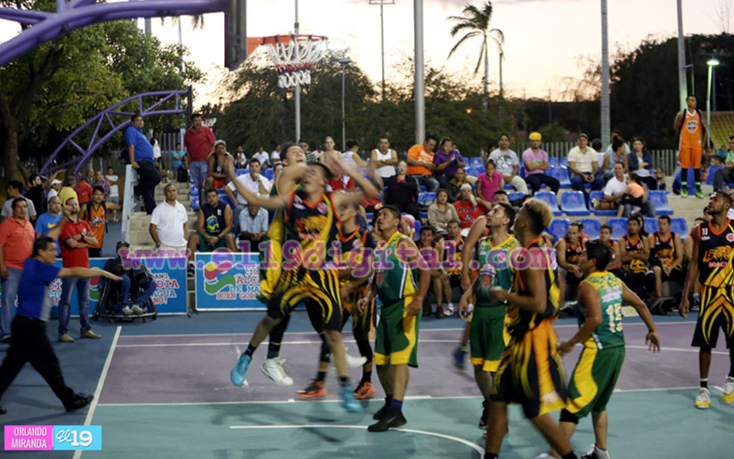 Inicio del Torneo de Baloncesto Carlos Ulloa