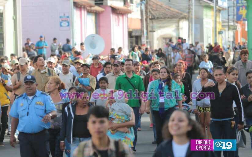 Diriamba vive tradicional tope de carretas
