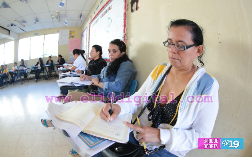 Maestros se capacitan en Diriamba para fortalecer calidad en la educación