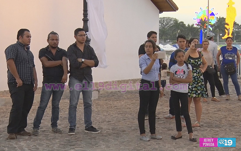 Juventud Sandinista honra a Darío con hermosa noche cultural 