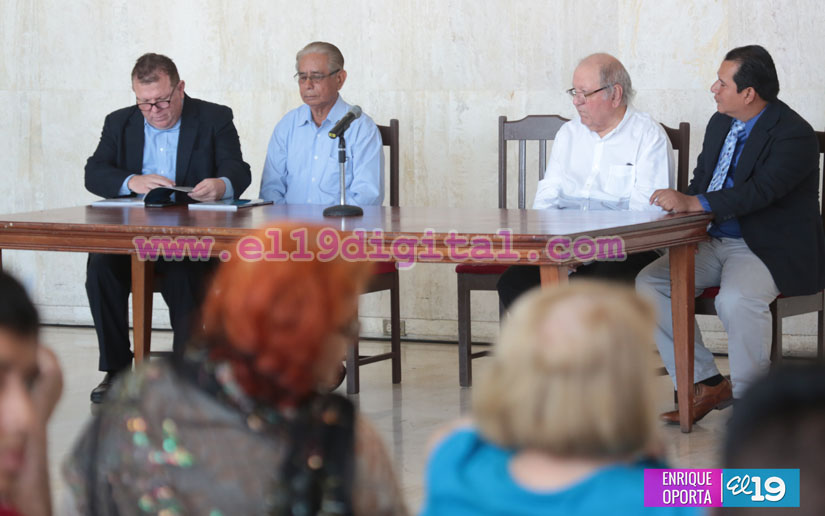 INC presenta libro iconográfico de la vida de Rubén Darío