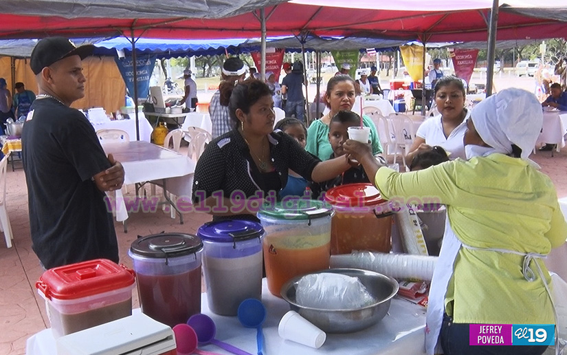 Feria del Mar continúa exhibiendo variedad de platillos