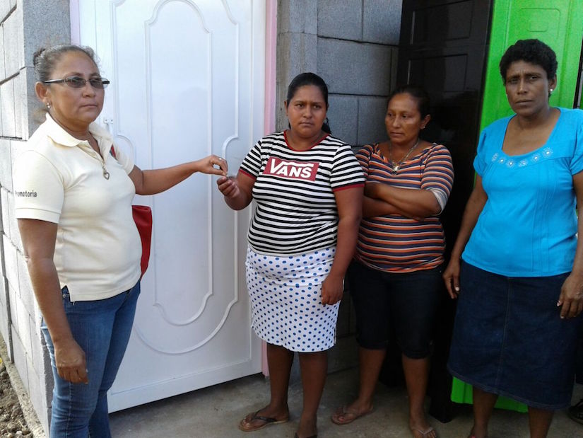 Chinandega: Gobierno entrega vivienda nueva a familia afectada en incendio
