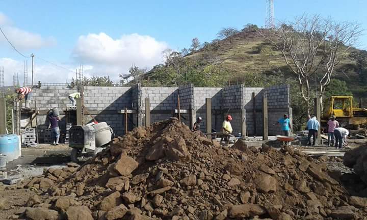 Construyen primera etapa de mercado municipal en Comalapa