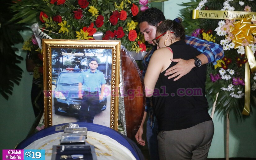 Masatepe da el último adiós al oficial Howard Urbina Flores