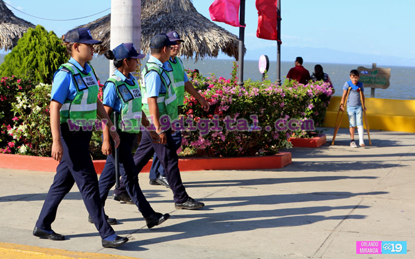 Familias destacan seguridad permanente en el Puerto Salvador Allende 