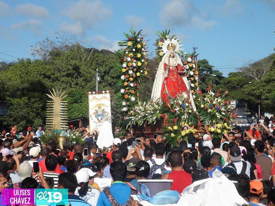 Desborde de devoción en caminata peregrina en honor a la virgen de Candelaria