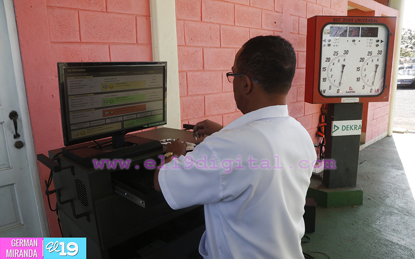 Avanza inspección mecánica en unidades de transporte escolar