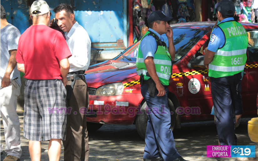 Cambistas y comerciantes destacan seguridad que les brinda la Policía Nacional 