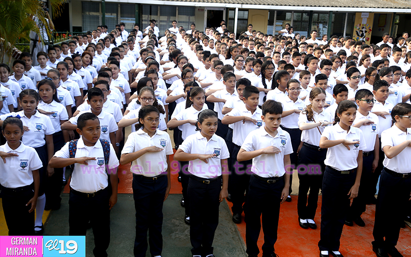 Inicia año escolar en Colegio Latinoamericano