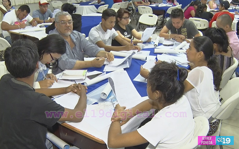 Definen uso de tecnología educativa en formación para estudiantes de secundaria