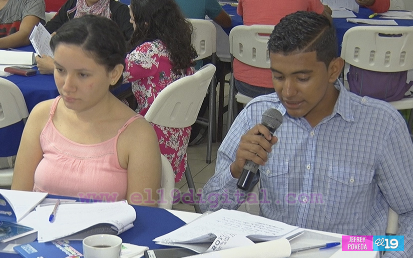 Definen uso de tecnología educativa en formación para estudiantes de secundaria