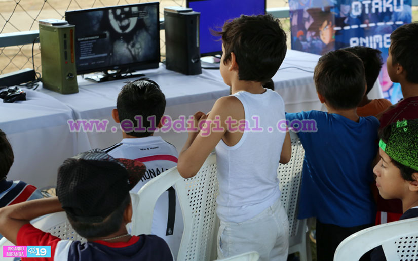 Los pequeños “gamers” toman el control de un parque de Managua