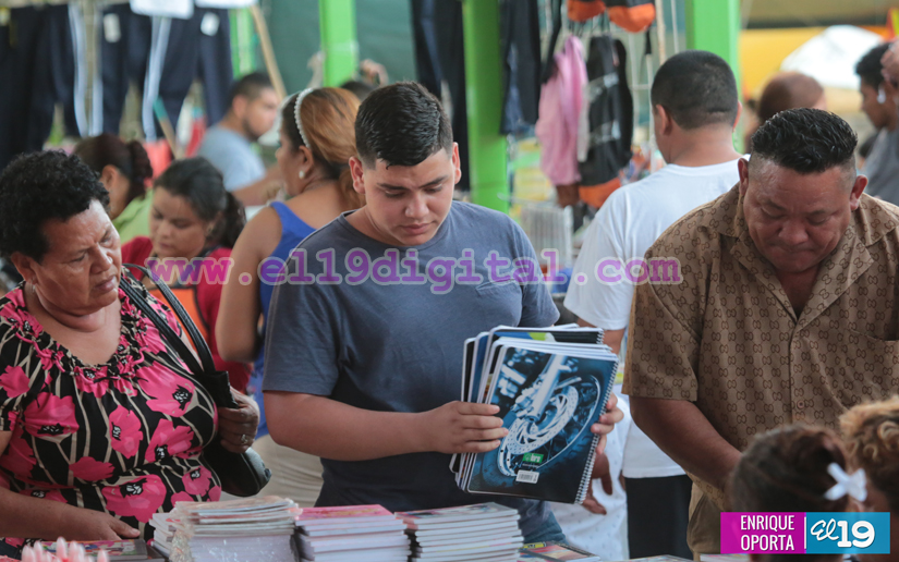 Compra de productos escolares y recreación familiar