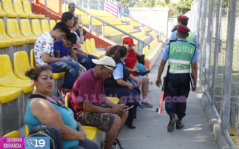 Familias destacan presencia policial en la capital
