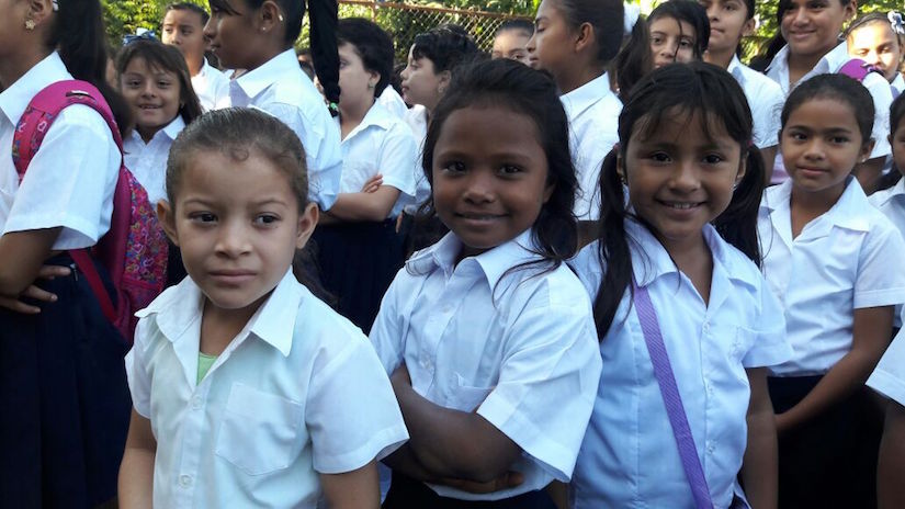 Estudiantes de Carazo regresan a las aulas de clases