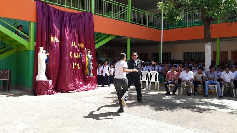 Estudiantes de Carazo regresan a las aulas de clases