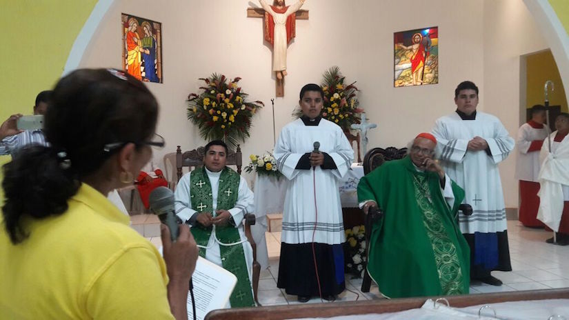 Cardenal Brenes participa de la Primer Asamblea Parroquial en San Juan de la Concepción