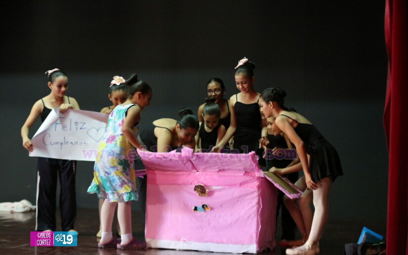 Finaliza Curso de Ballet promovido por el INC 