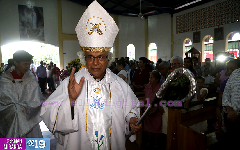 Celebran Eucaristía y Confirmaciones en honor a Nuestra Señora de Lourdes 