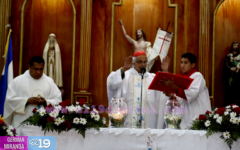 Celebran Eucaristía y Confirmaciones en honor a Nuestra Señora de Lourdes 
