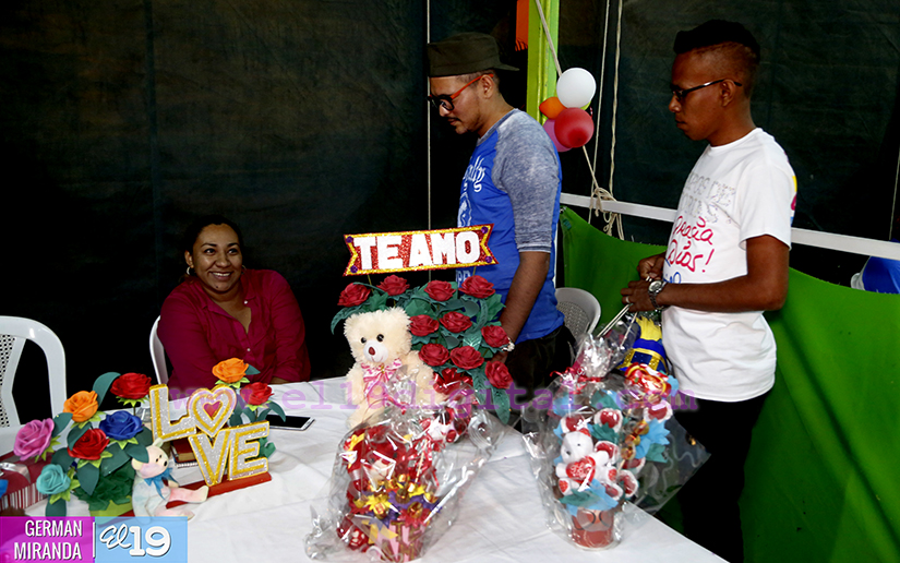 Chocolates, Flores y Manualidades para enamorar este 14 de febrero 