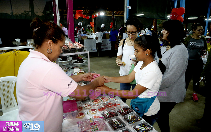 Chocolates, Flores y Manualidades para enamorar este 14 de febrero 