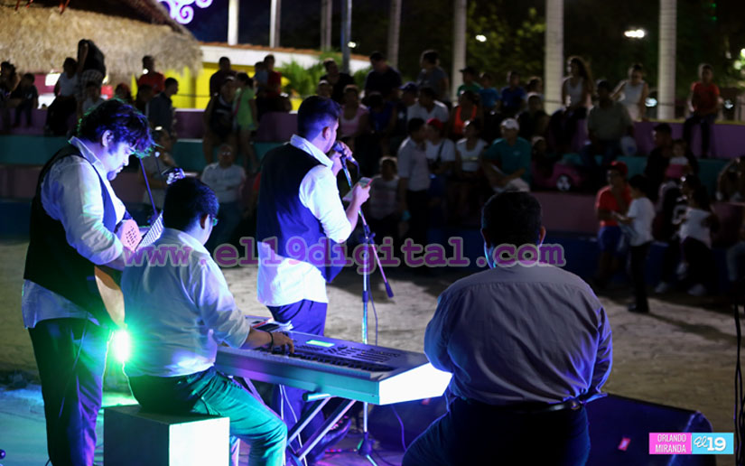Noche de música y patinaje en el Anfiteatro del Paseo Xolotlán  