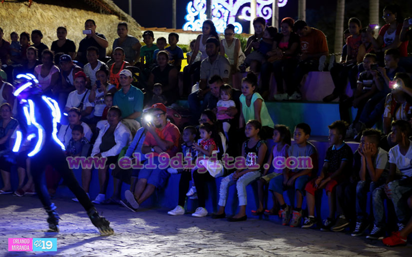 Noche de música y patinaje en el Anfiteatro del Paseo Xolotlán  