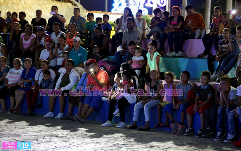 Noche de música y patinaje en el Anfiteatro del Paseo Xolotlán  