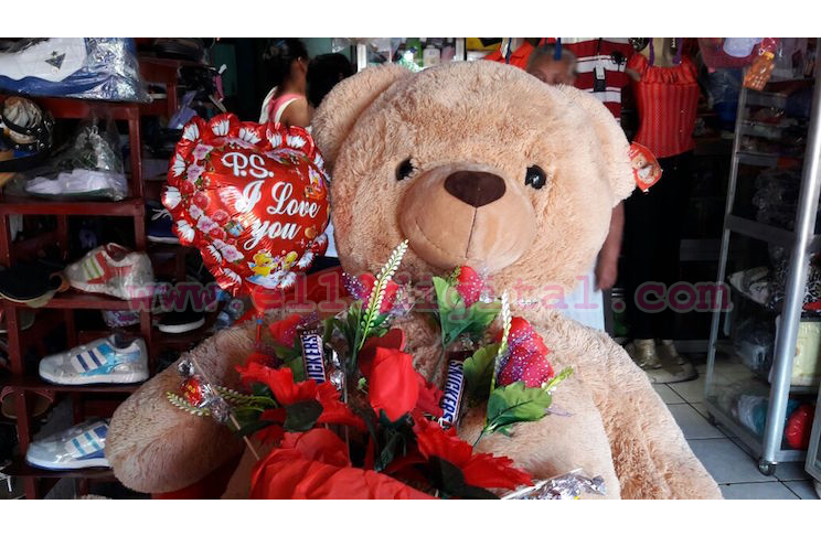 Día del Amor y la Amistad propicia buenas ventas