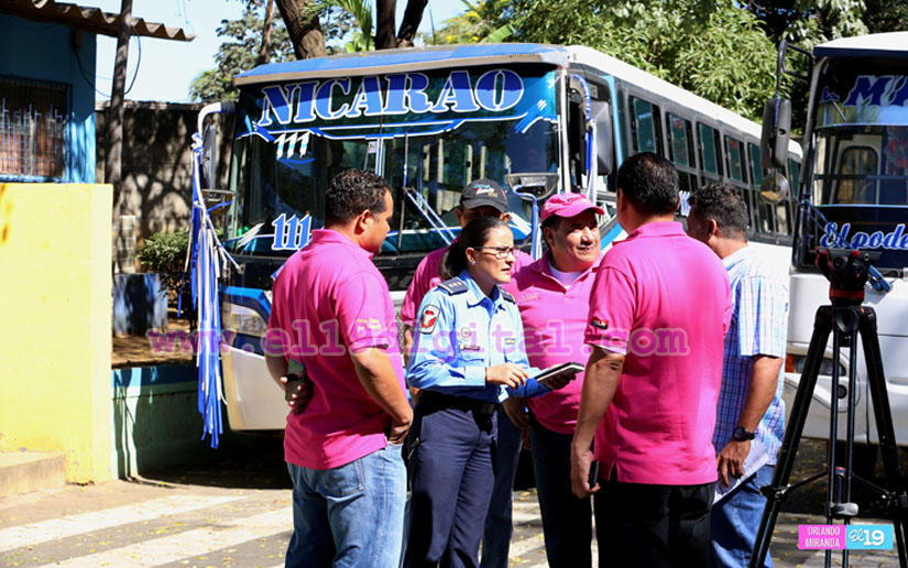 Inicia capacitación a conductores de buses 
