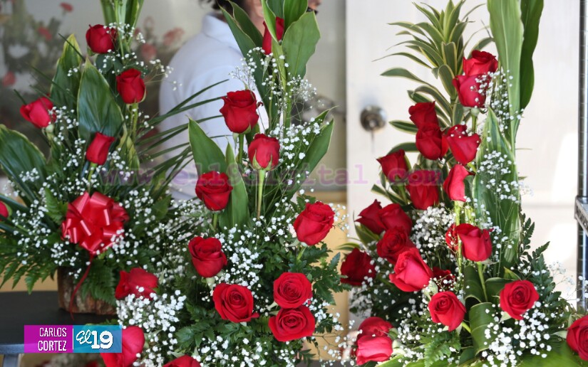 Floristerías y pastelerías registran buenas ventas por San Valentín 