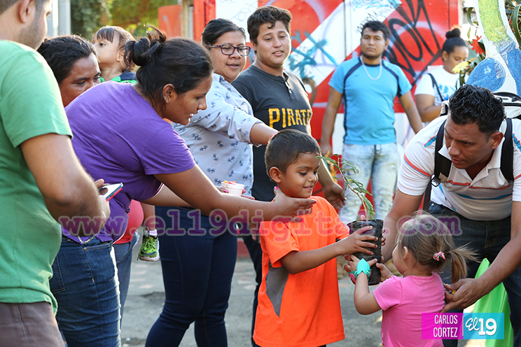 Juventud Sandinista celebra el Amor y la Amistad junto a la población