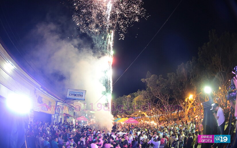 Una fiesta de San Valentín reúne a más de 30 mil personas en un lugar de Nicaragua