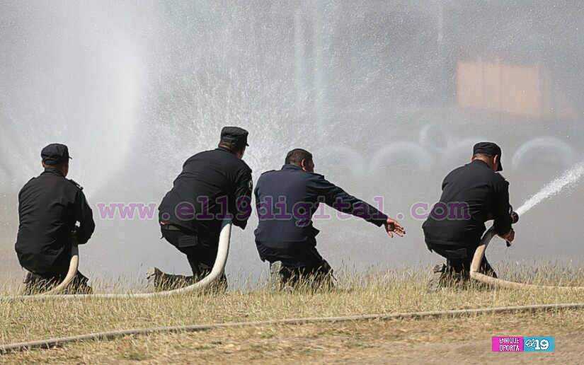 Cuerpo de Bomberos realiza capacitación contra incendios a miembros del Sistema Penitenciario Nacional